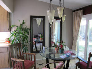 dining_room_7-11.jpg