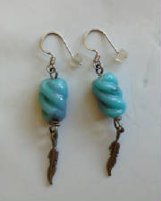 turquoise_glass_feather_earrings.jpg