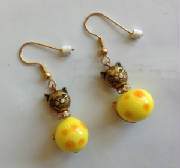 yellow_spotted_kitty_earrings.jpg