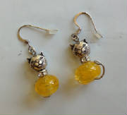 yellow_striped_kitty_earrings.jpg